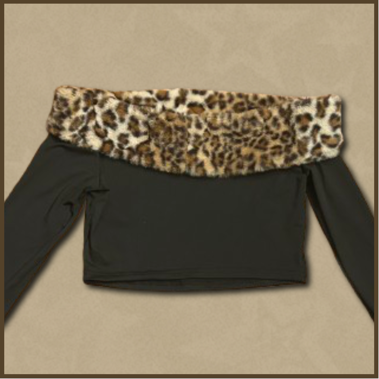 off-shoulder long-sleeve black shirt with cheetah print fur design