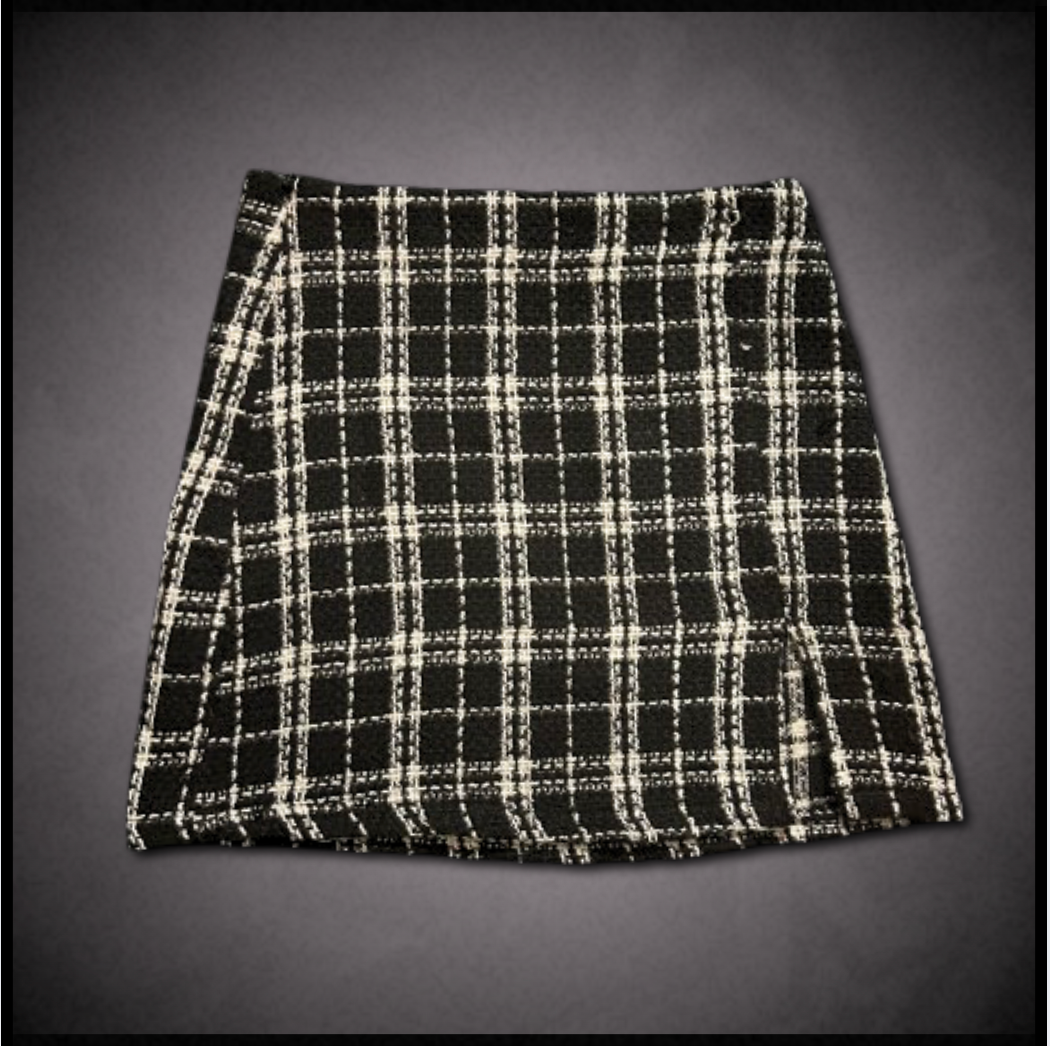black + white pencil skirt with small slit design