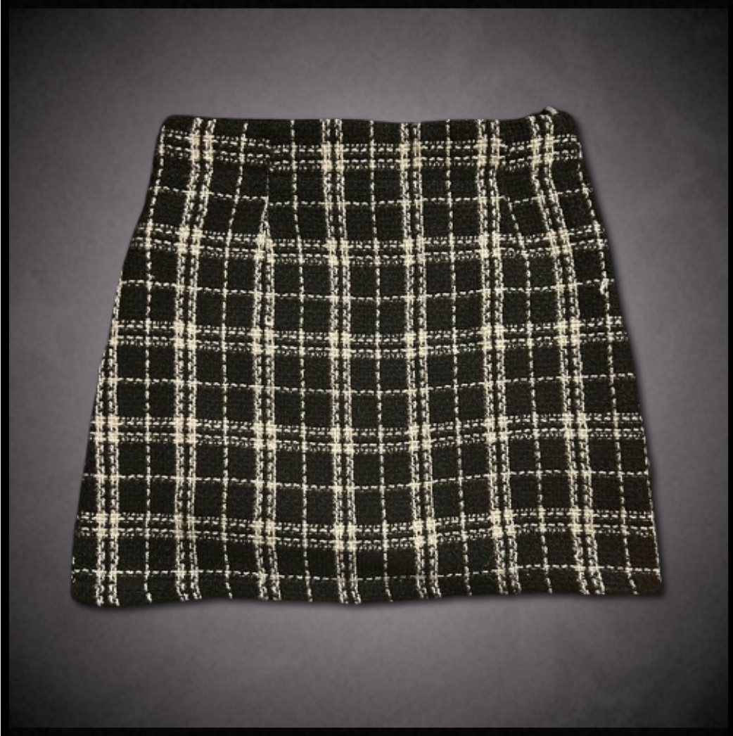 black + white pencil skirt with small slit design