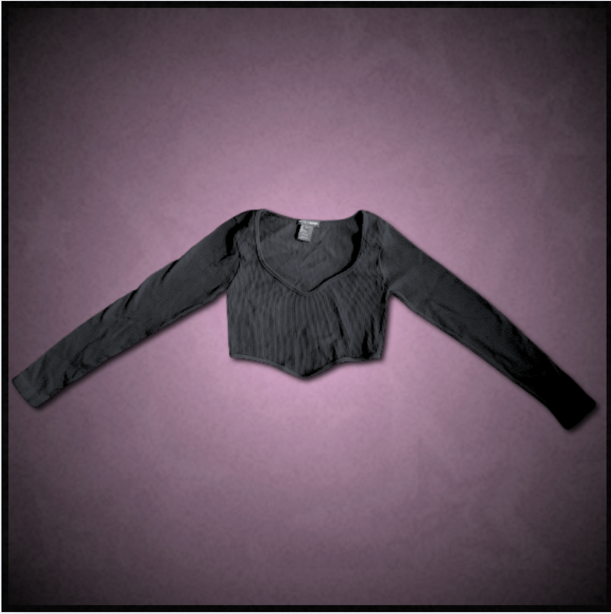 black long-sleeve cropped top