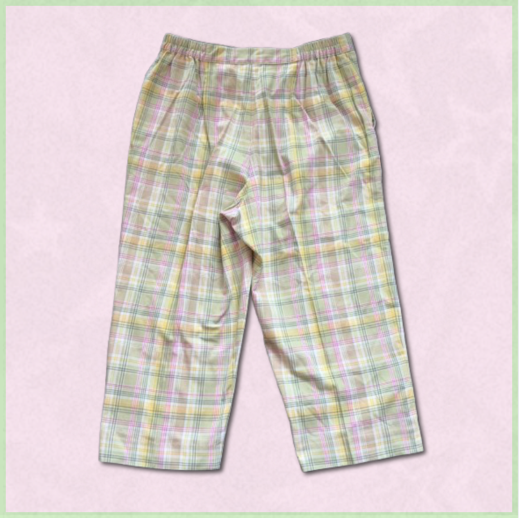 multicolored pastel plaid capri-length pants