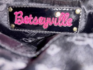 Betseyville Wristlet