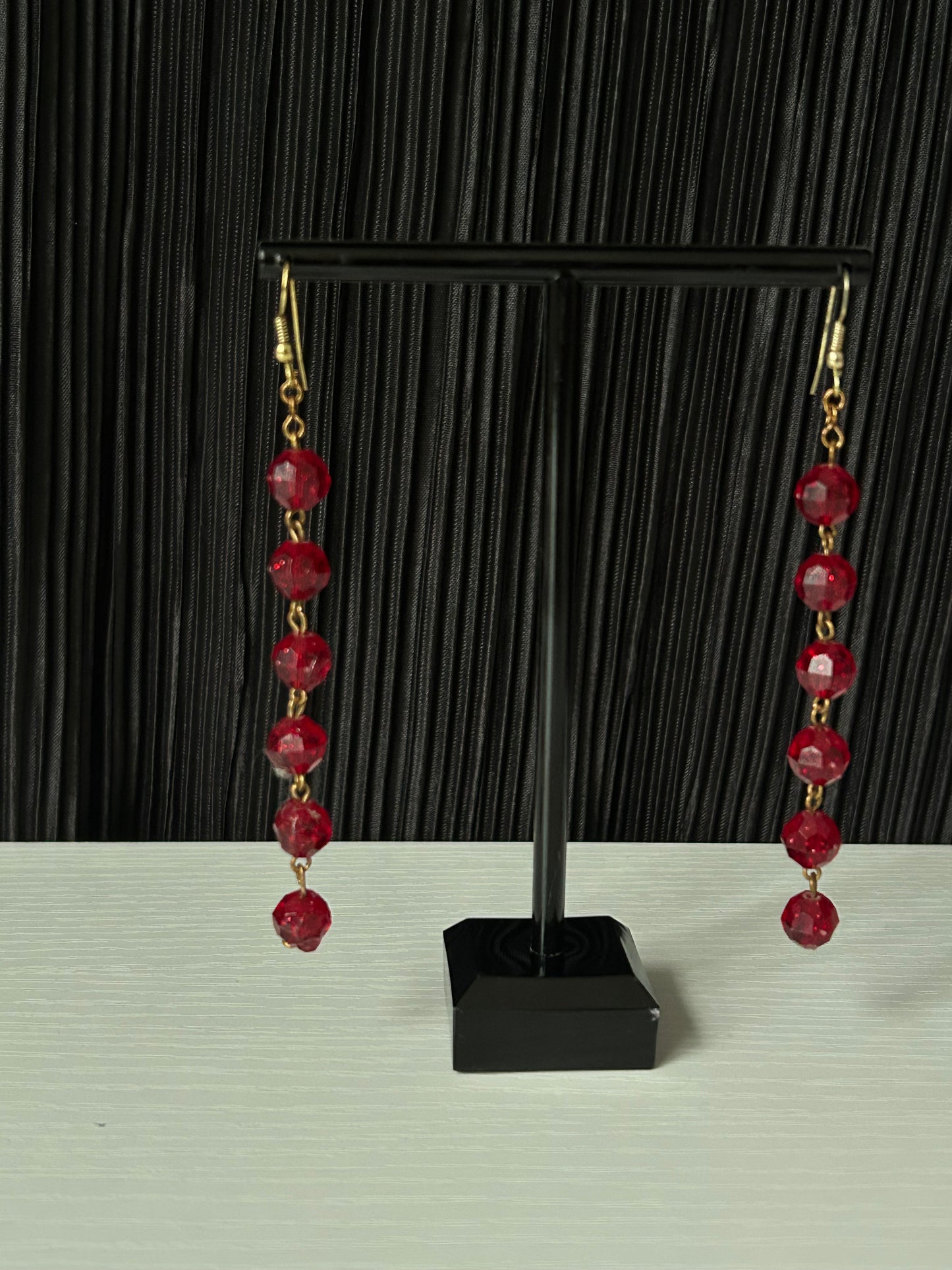 Beaded 1990s Drop Gold & Red Dangle Earrings