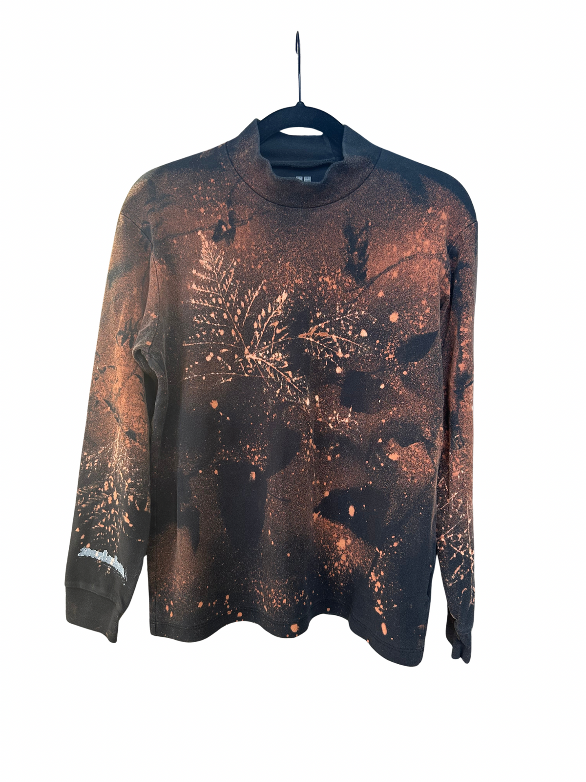 women's medium bleached turtleneck