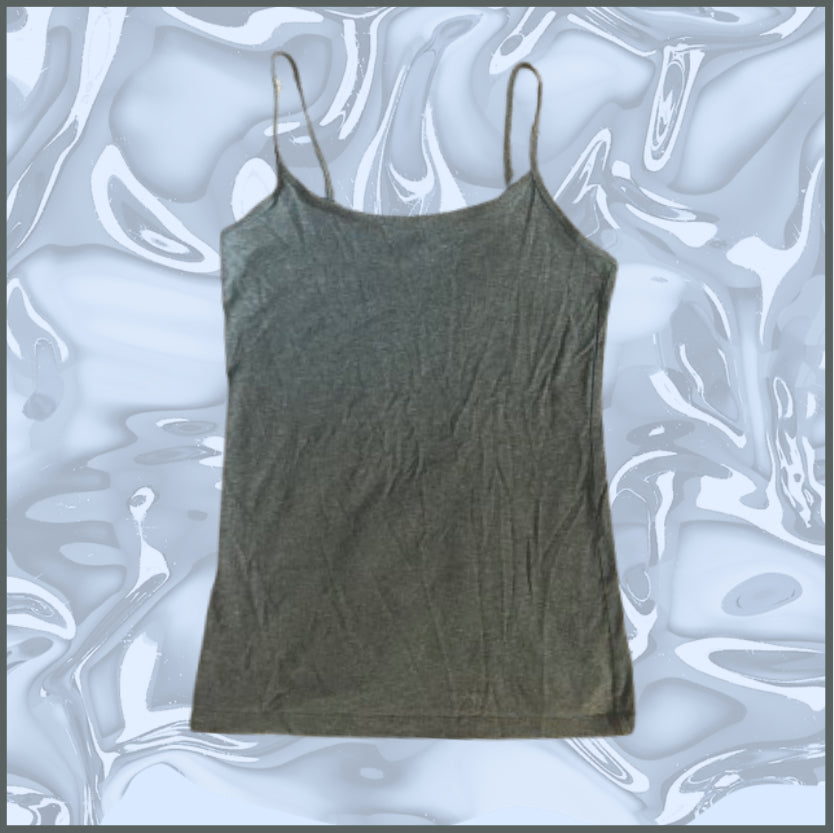 gray tank top