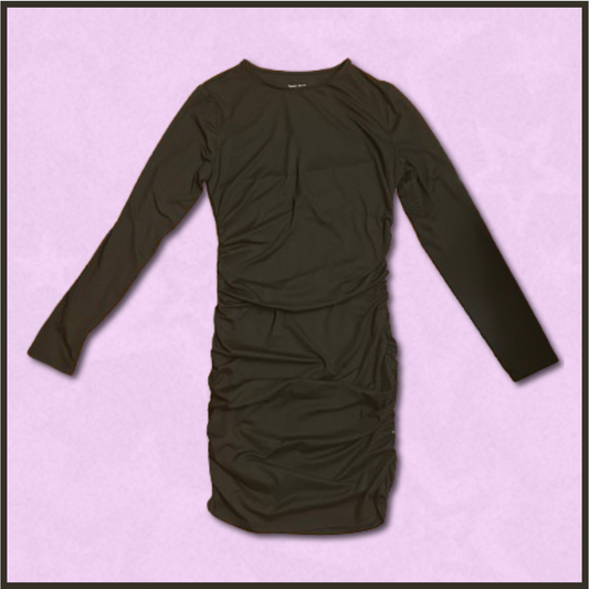 black long-sleeve bodycon ruched dress