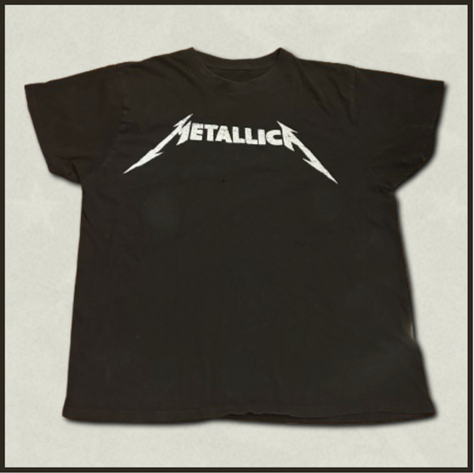 black + white "metallica" tee
