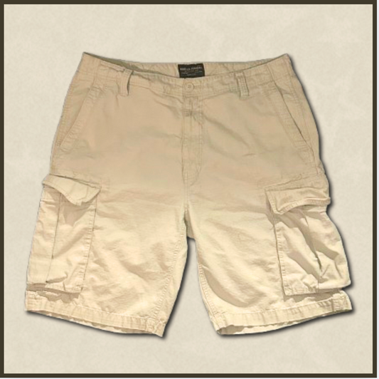 lighter beige cargo shorts