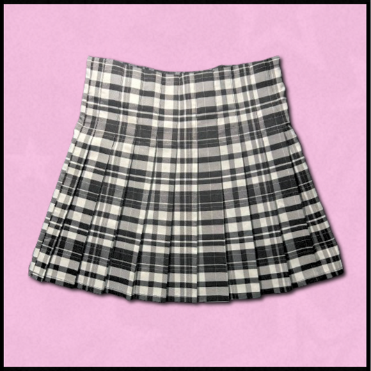 black and white plaid pleated skirt