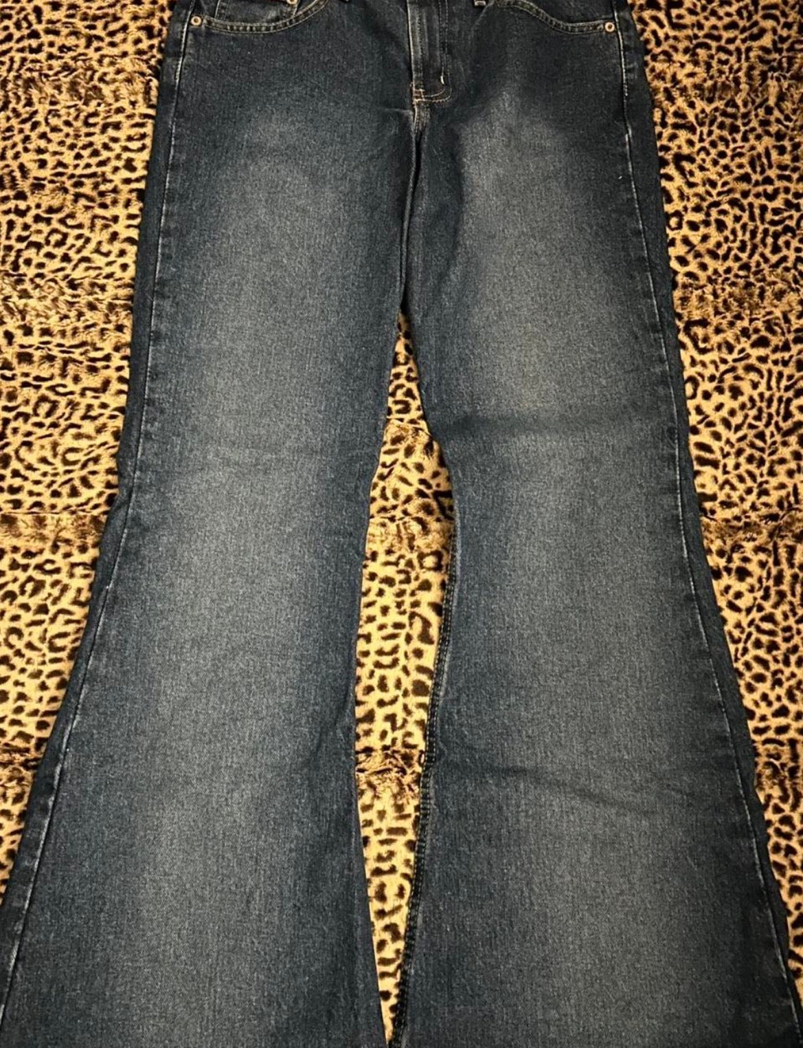 2000s Lei Flared Low Rise Jeans