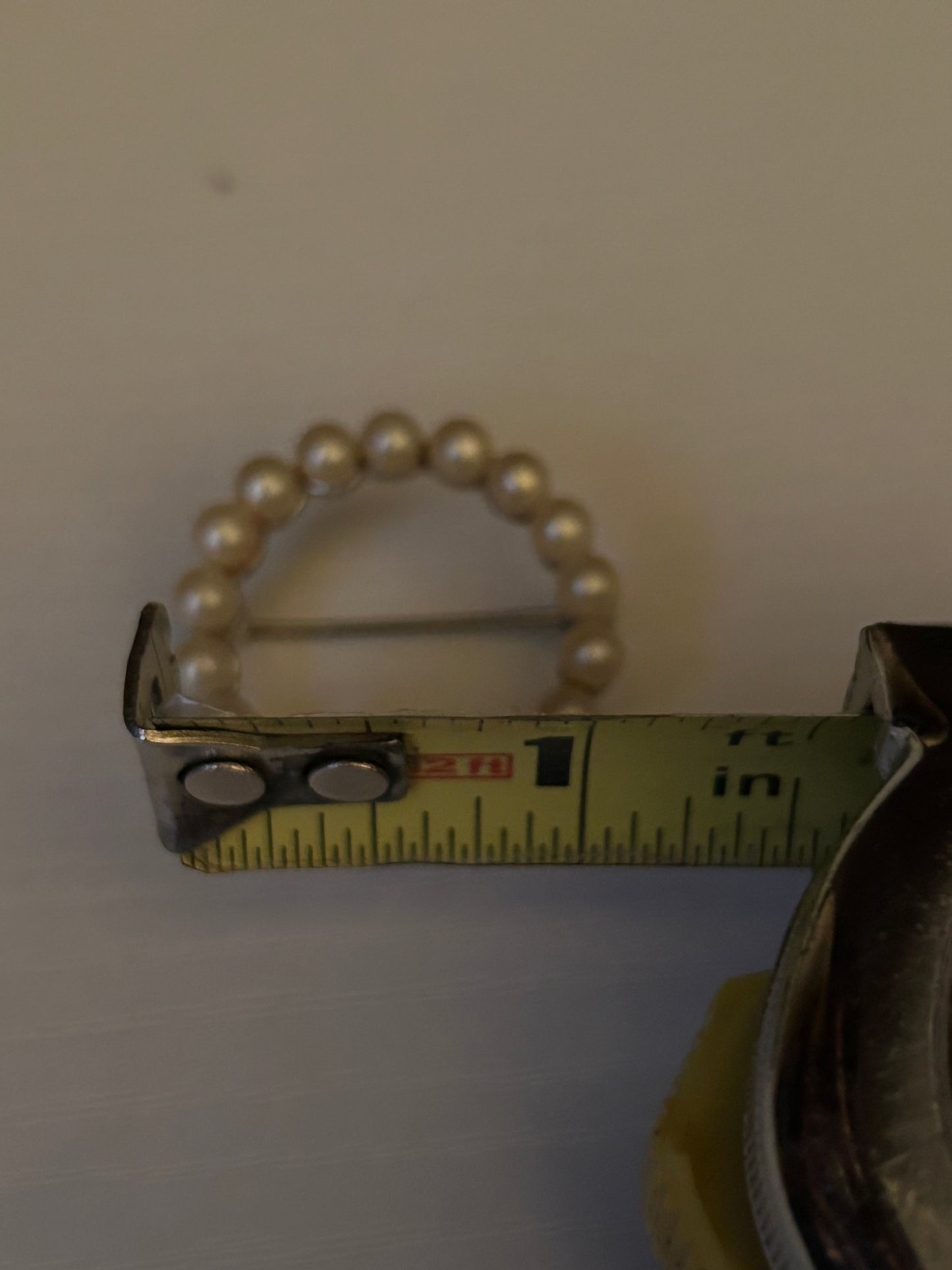 Circle Vintage 50s/60s Pearl Brooch or Mini Bag Charm