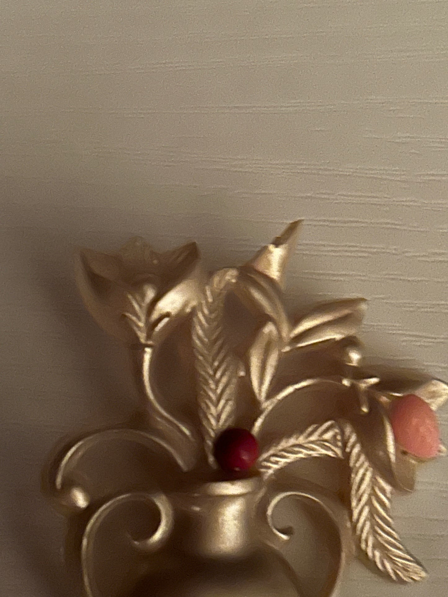 Antique 1930s / 1940s Floral Vase Brooch / Bag Pin