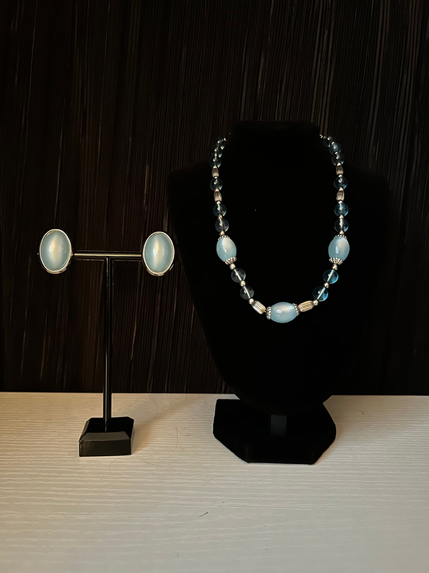 Blue Coastal Vintage Clip-on Earrings & Glass Beaded Necklace/Choker Set