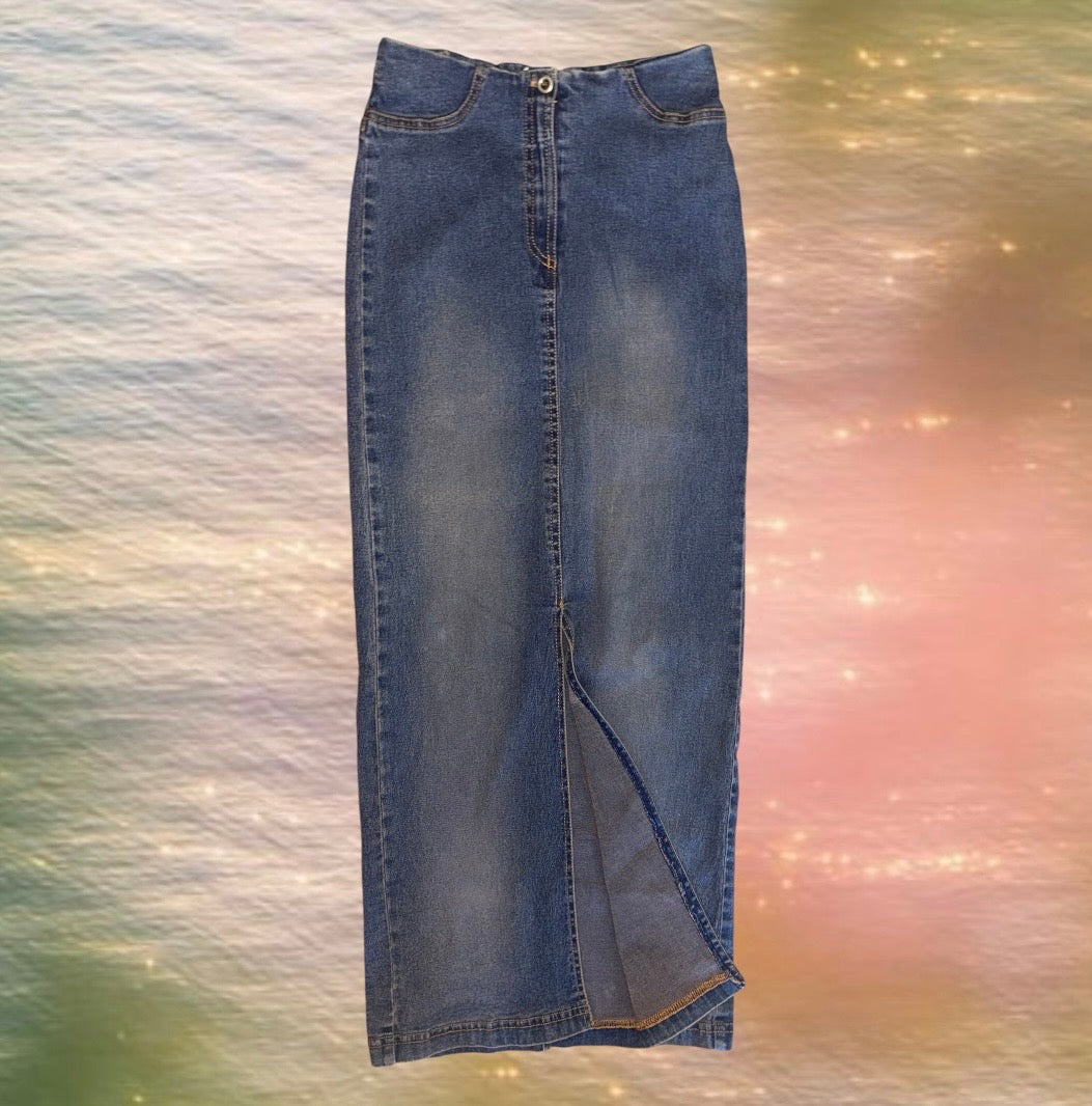 Vintage Y2K Maxi Denim Skirt