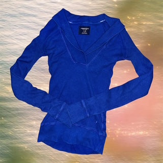 American Eagle Collared Long Sleeve Top