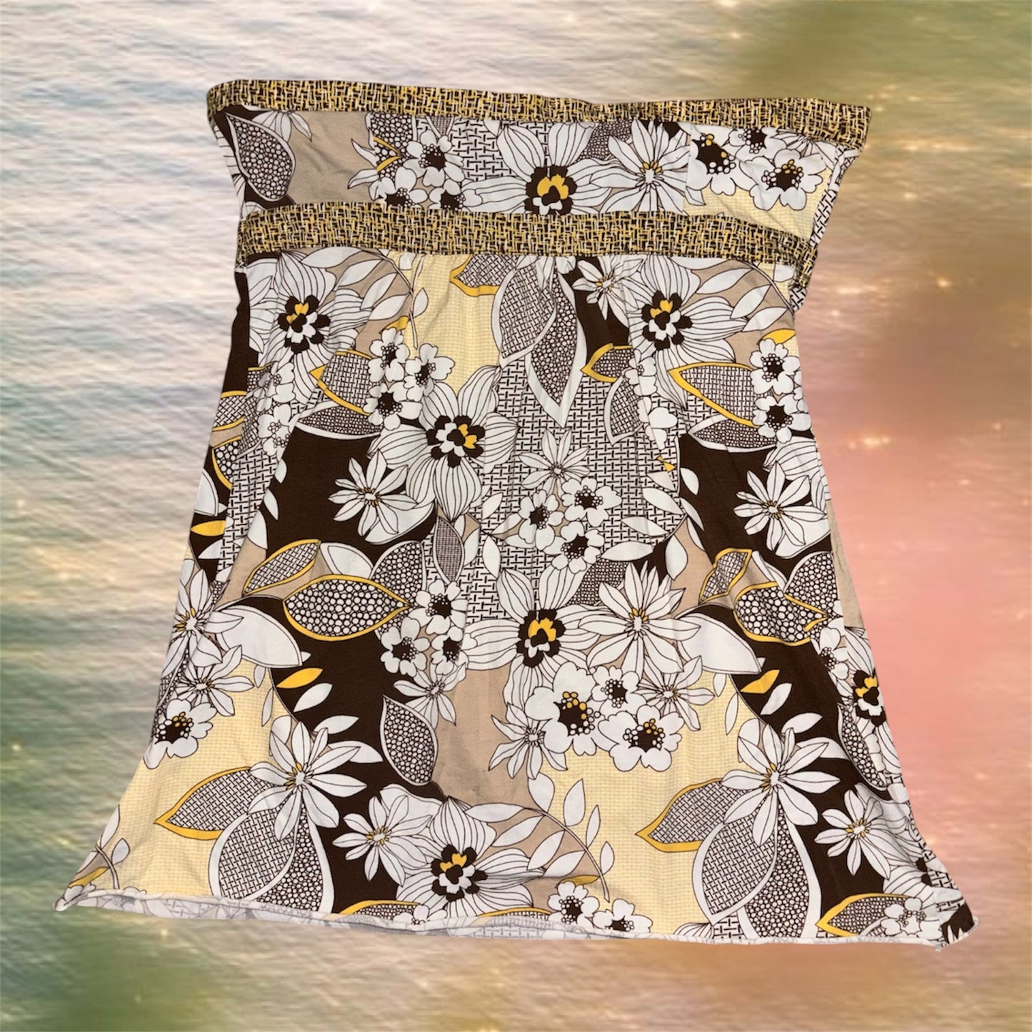 Y2K Strapless Top with Floral Print
