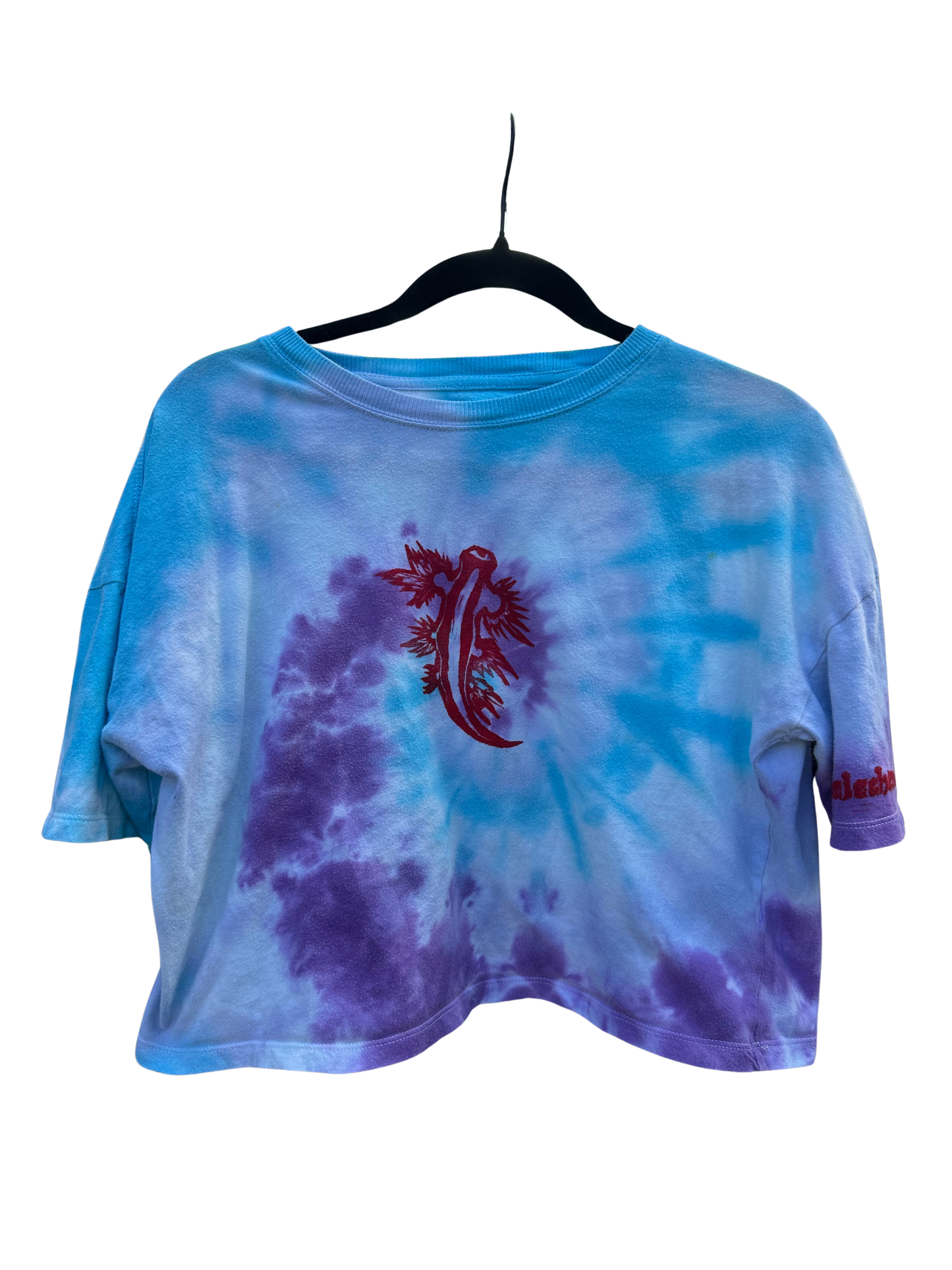 tie dye cropped shirt with nudibranch
